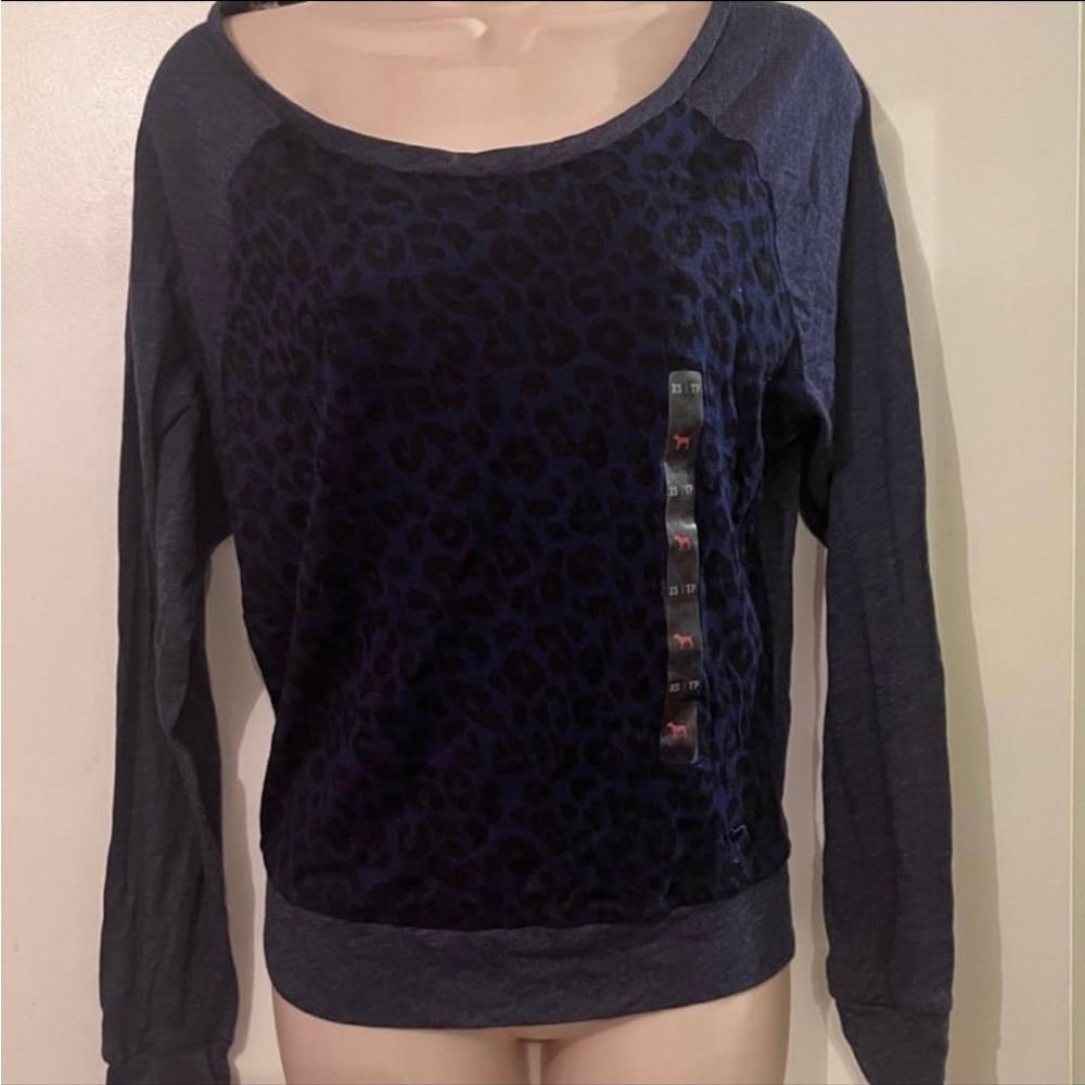 Victoria's Secret PINK Raglan Tee Leopard Blue XS